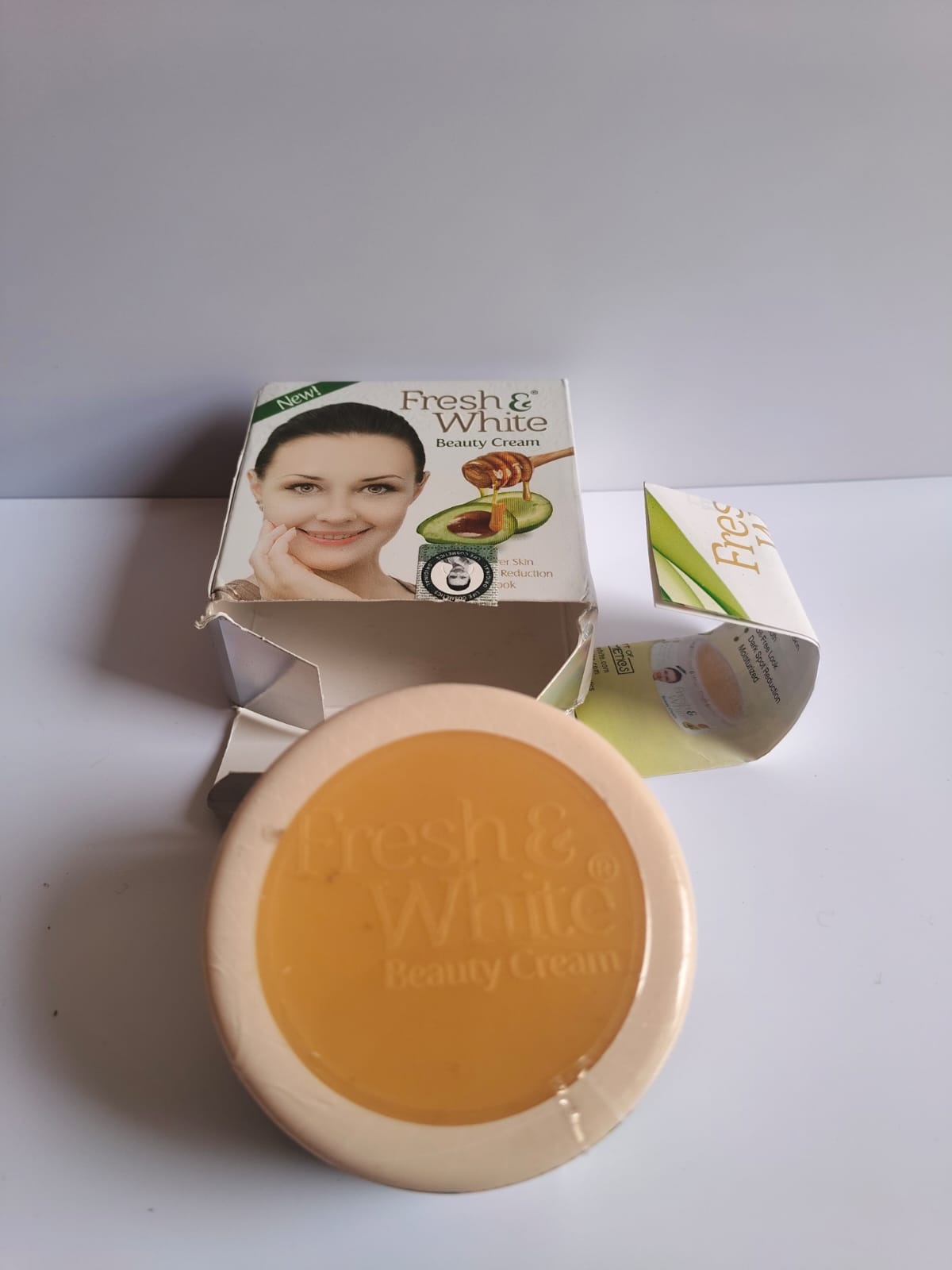 Fresh & White Beauty Cream 100% Result Grantee